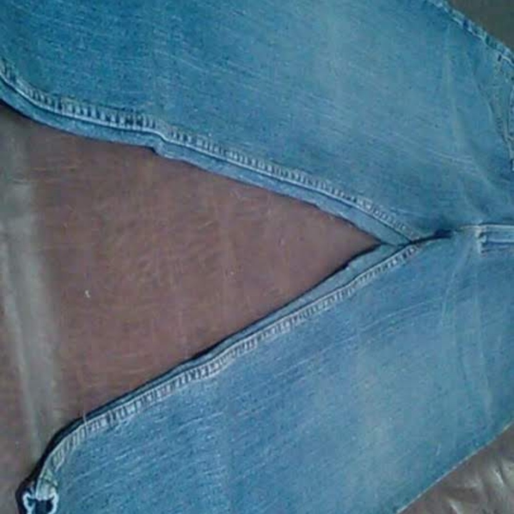 signature Levi jeans